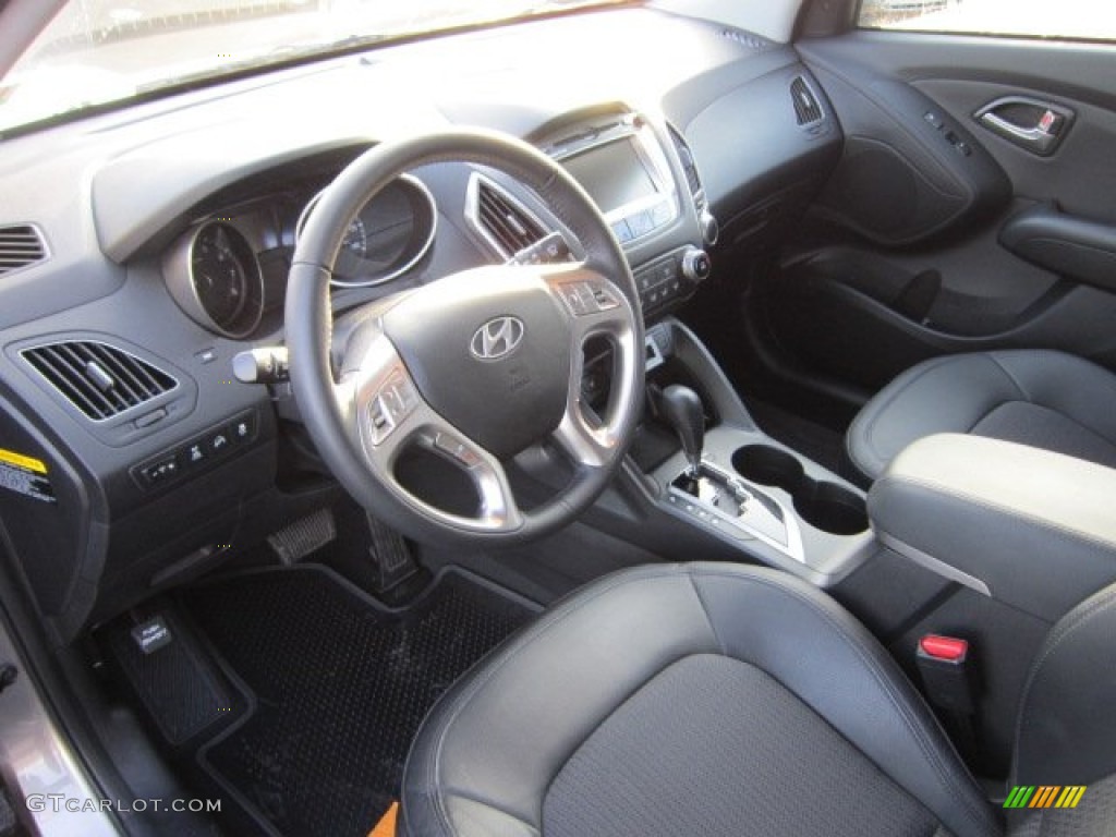 Black Interior 2011 Hyundai Tucson GLS AWD Photo #55983193