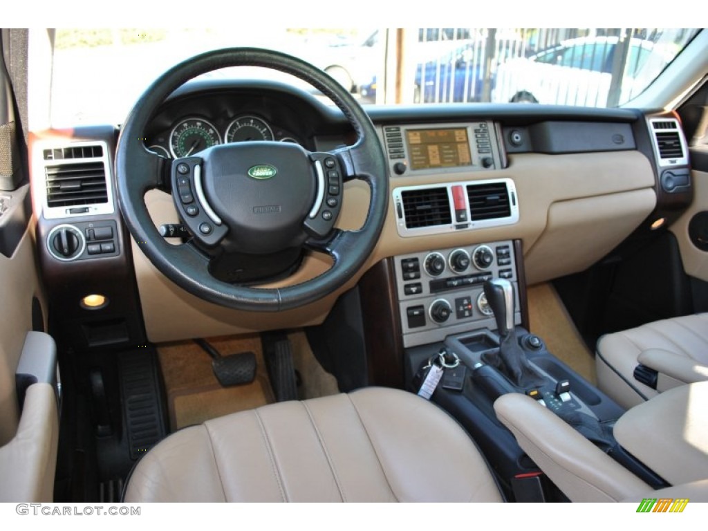 2004 Range Rover HSE - Maya Gold Metallic / Parchment/Navy photo #25