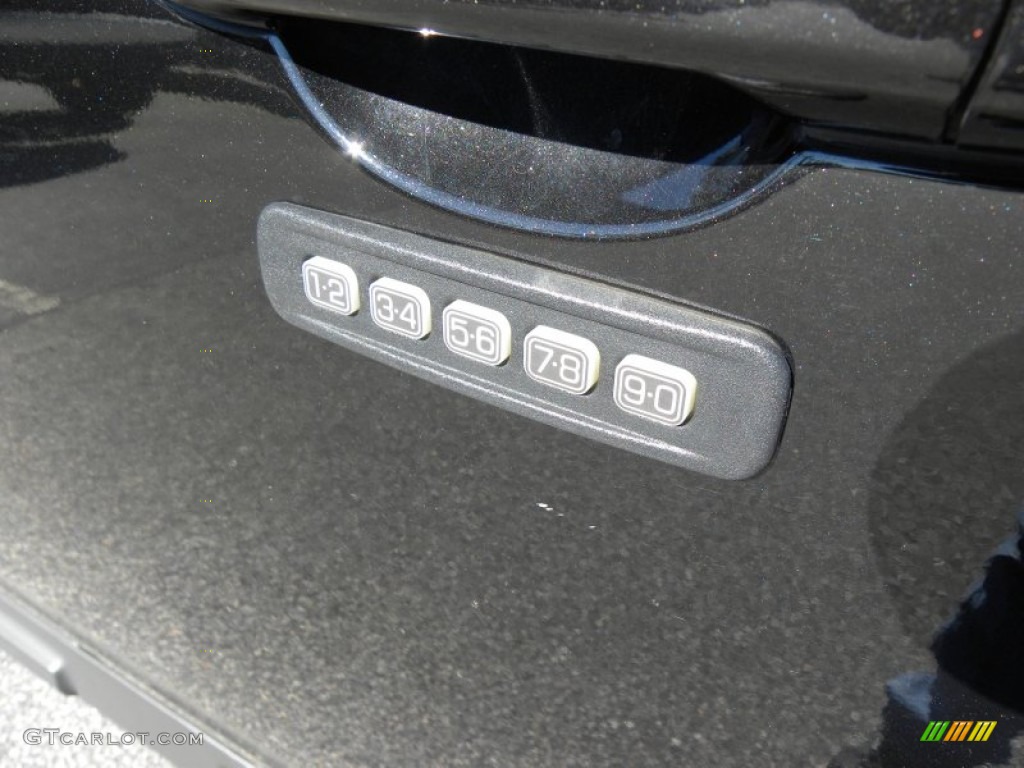 2011 Escape Limited V6 - Tuxedo Black Metallic / Camel photo #3