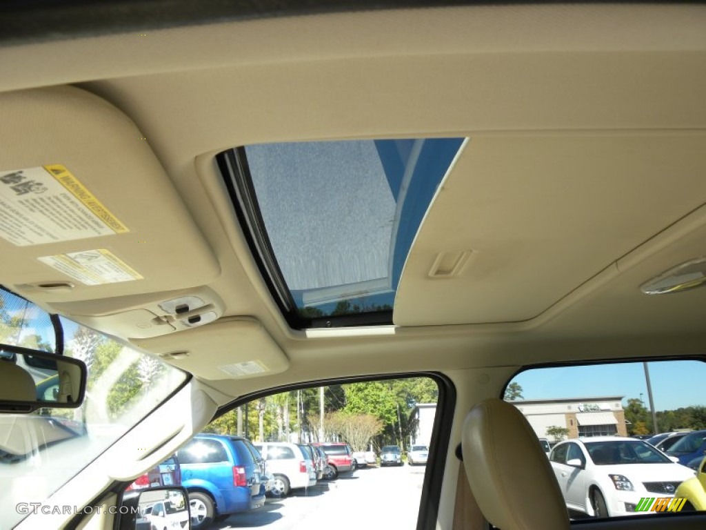 2011 Escape Limited V6 - Tuxedo Black Metallic / Camel photo #5