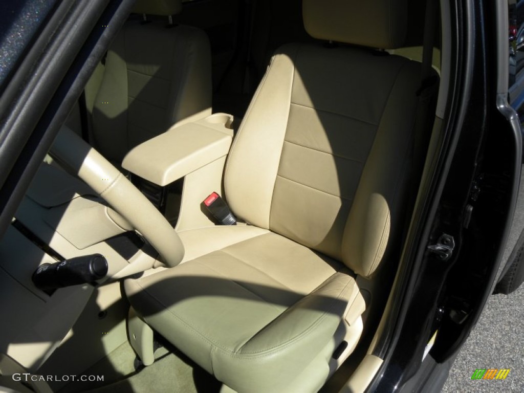 2011 Escape Limited V6 - Tuxedo Black Metallic / Camel photo #6