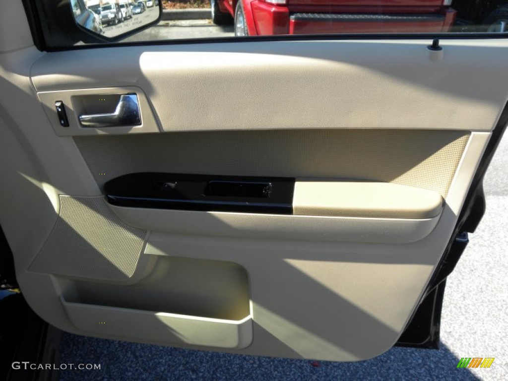 2011 Escape Limited V6 - Tuxedo Black Metallic / Camel photo #11