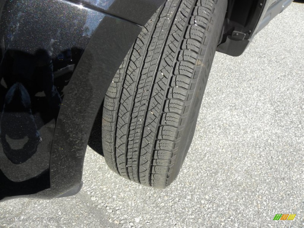 2011 Escape Limited V6 - Tuxedo Black Metallic / Camel photo #19