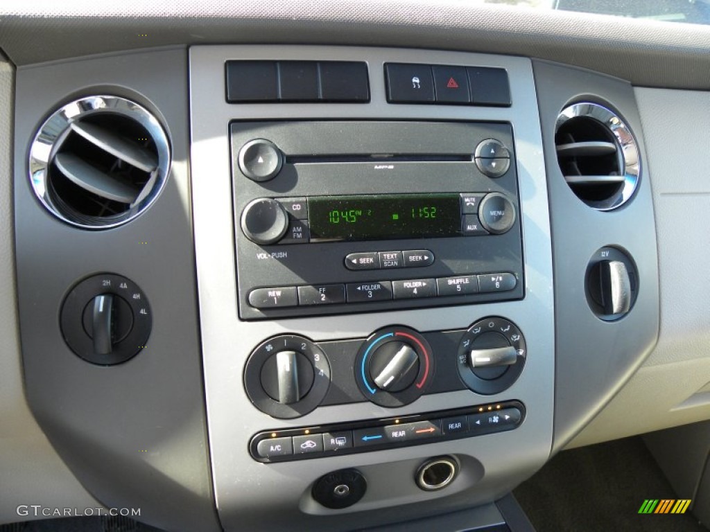 2007 Ford Expedition EL XLT 4x4 Audio System Photos