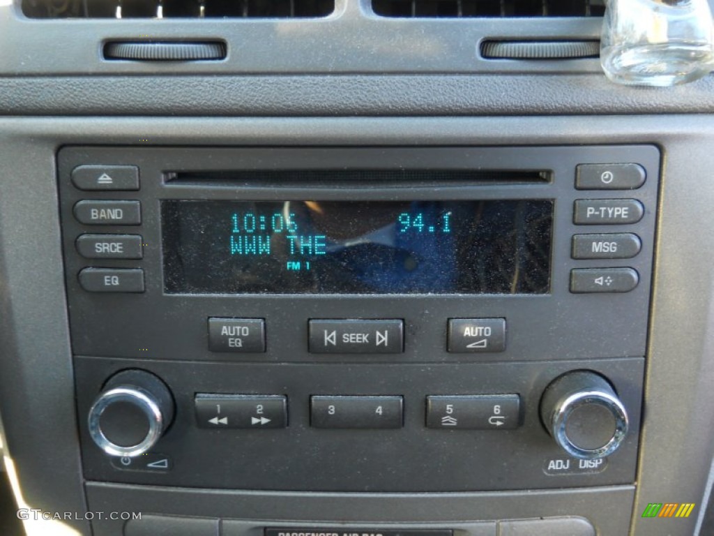 2006 Chevrolet Cobalt LS Sedan Audio System Photos