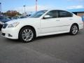 Moonlight White - M 35 Sedan Photo No. 6