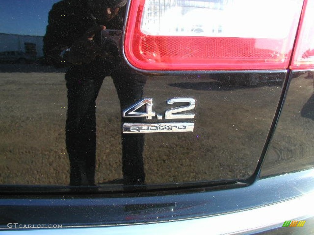 2005 Audi A8 4.2 quattro Marks and Logos Photo #55994117