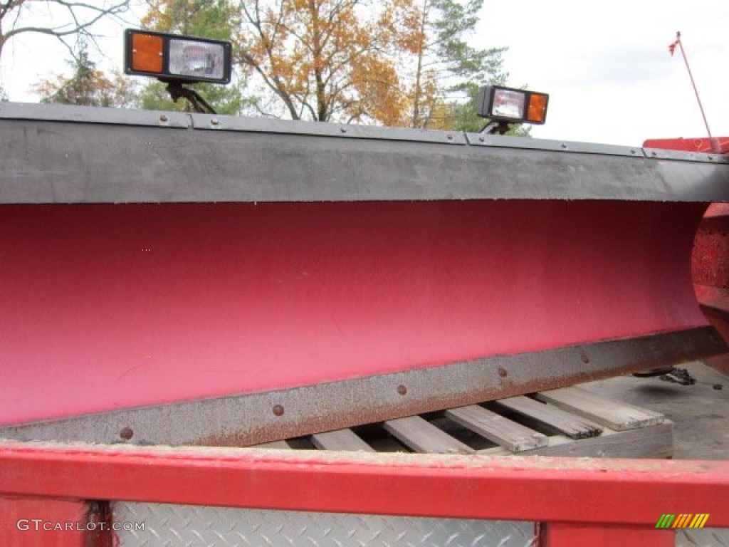 1998 C/K 3500 K3500 Regular Cab 4x4 Dump Truck - Victory Red / Gray photo #14