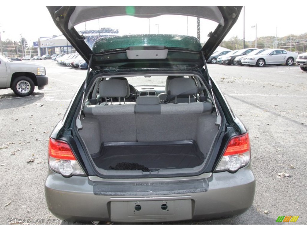 2004 Impreza Outback Sport Wagon - Woodland Green Pearl / Gray photo #8