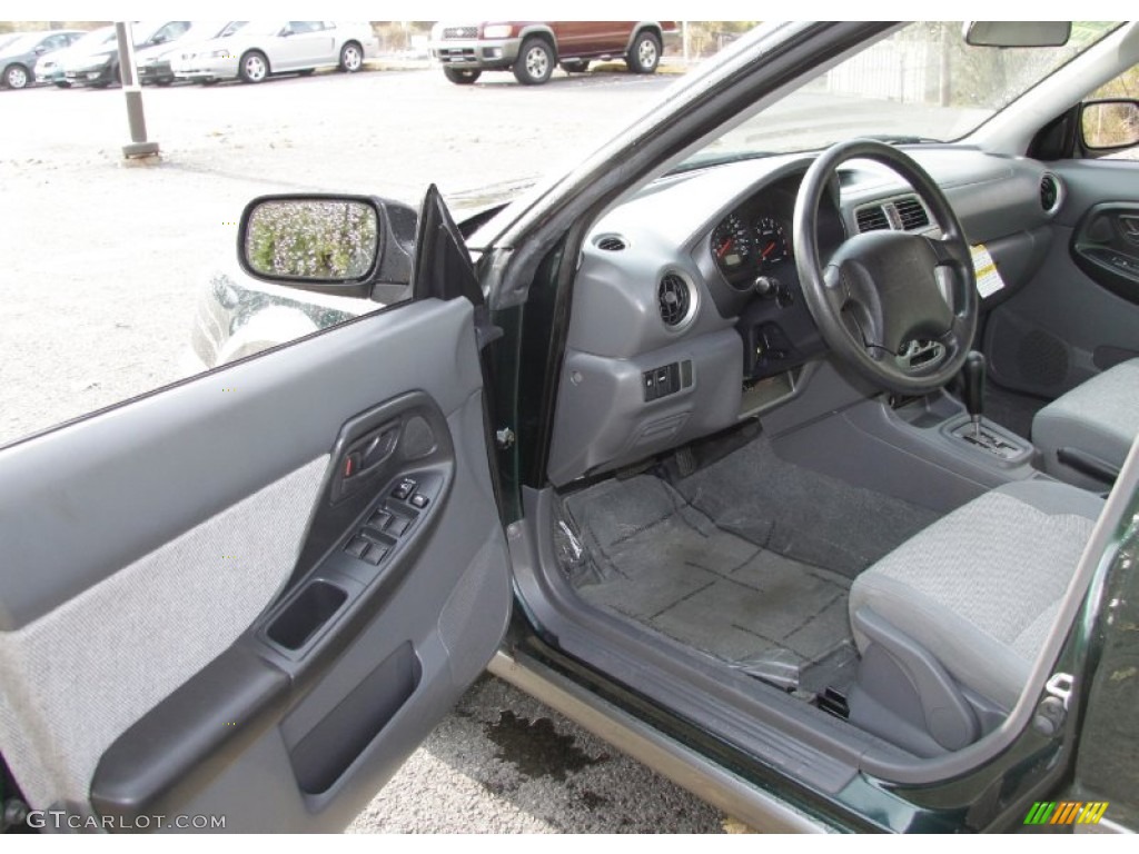 Gray Interior 2004 Subaru Impreza Outback Sport Wagon Photo #55998432