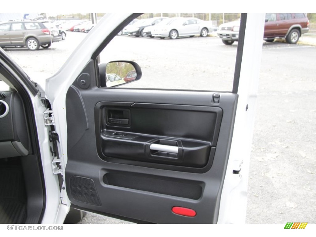 2008 Mitsubishi Raider LS Extended Cab Door Panel Photos