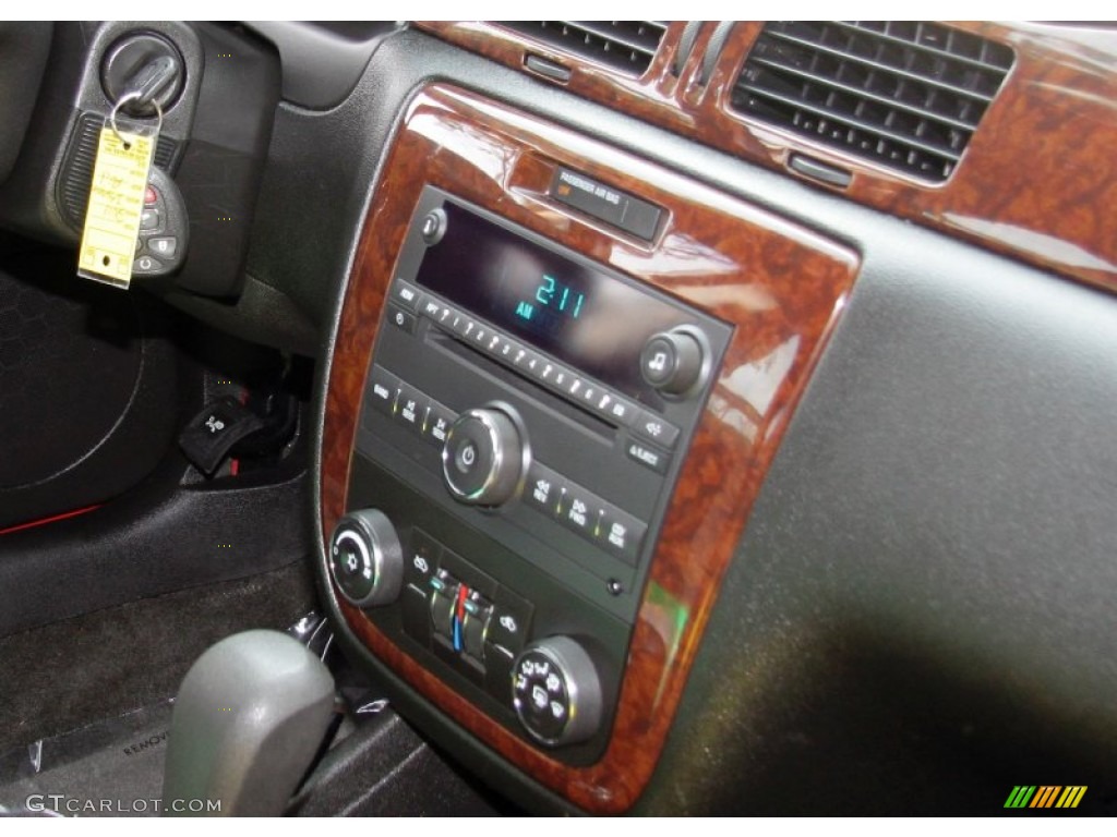 2011 Impala LT - Victory Red / Ebony photo #15