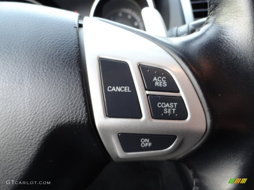 2008 Mitsubishi Outlander XLS 4WD Controls Photo #56000611