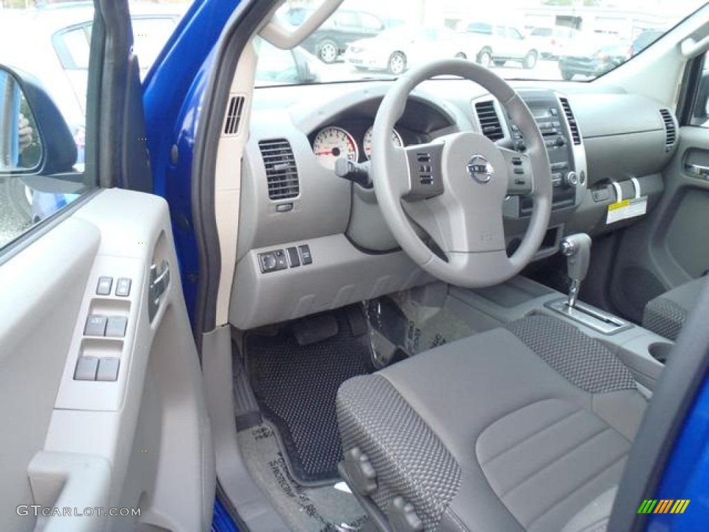 Graphite Interior 2012 Nissan Frontier SV Crew Cab Photo #56001595