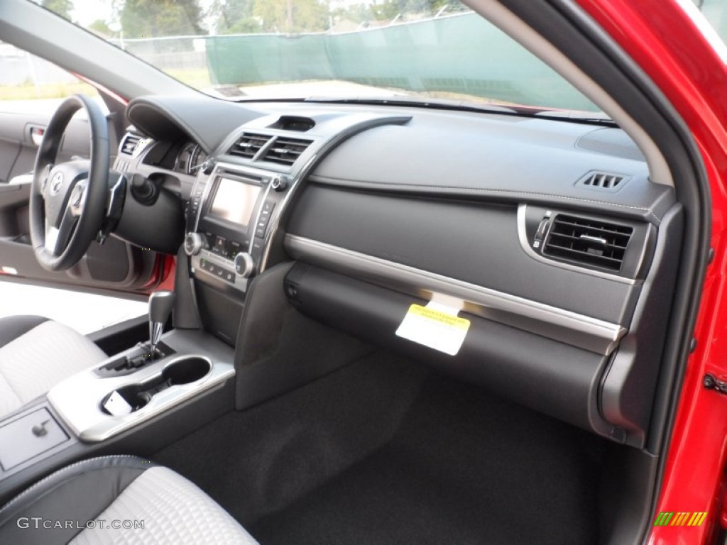 2012 Toyota Camry SE V6 interior Photo #56002499