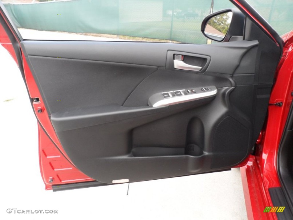 2012 Toyota Camry SE V6 Black/Ash Door Panel Photo #56002528