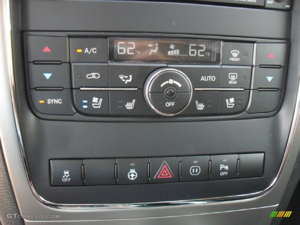 2012 Jeep Grand Cherokee Overland Controls Photo #56003767
