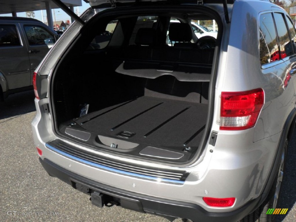 2012 Jeep Grand Cherokee Overland Trunk Photo #56003806
