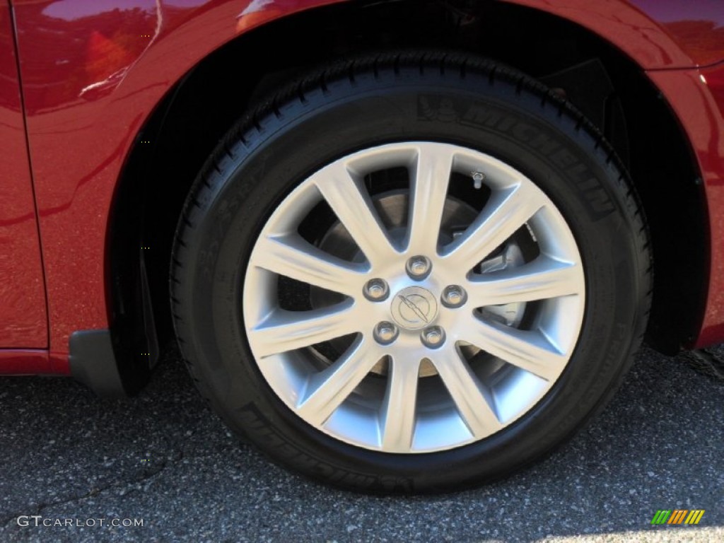 2012 Chrysler 200 Touring Sedan Wheel Photo #56004457