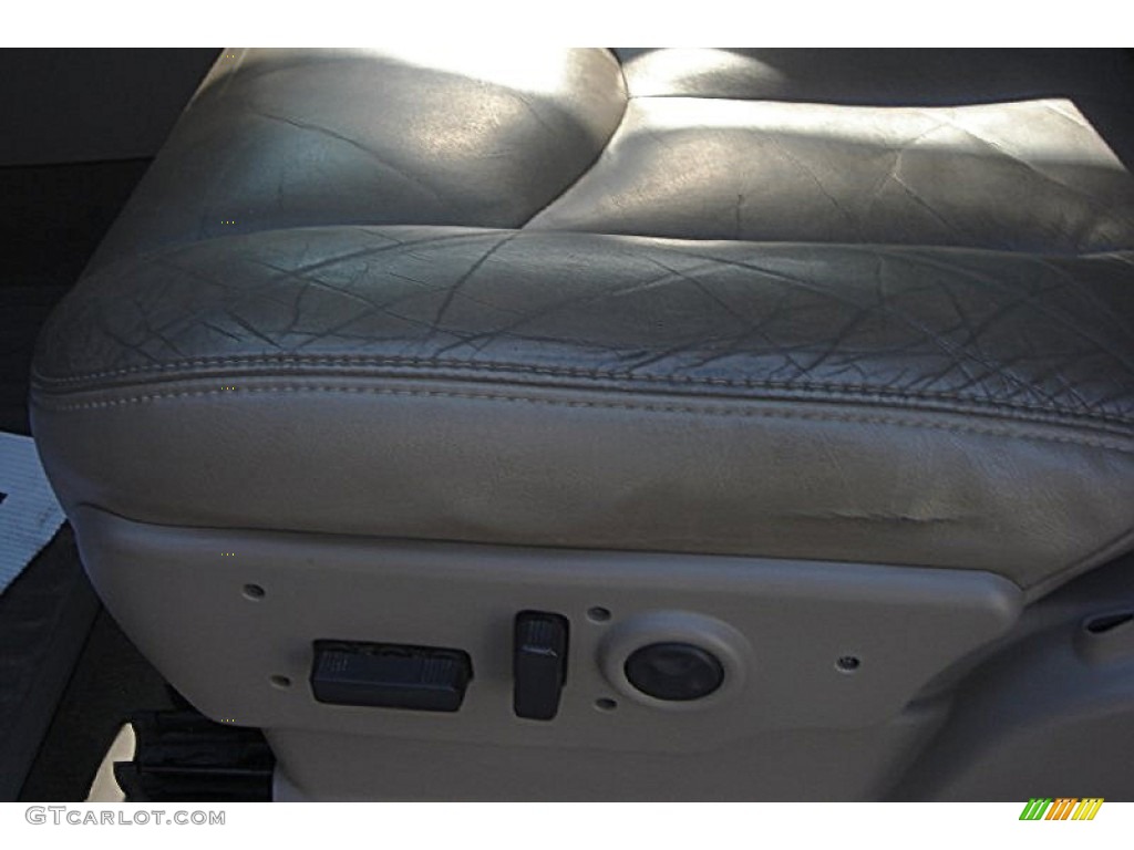 2004 Silverado 1500 Z71 Crew Cab 4x4 - Sport Red Metallic / Tan photo #19