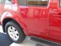 Red Brawn - Pathfinder SE 4x4 Photo No. 8
