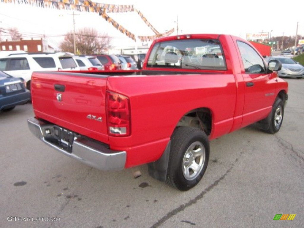 2005 Ram 1500 ST Regular Cab 4x4 - Flame Red / Dark Slate Gray photo #5