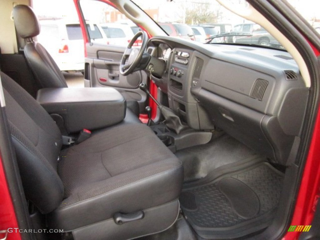 2005 Ram 1500 ST Regular Cab 4x4 - Flame Red / Dark Slate Gray photo #15