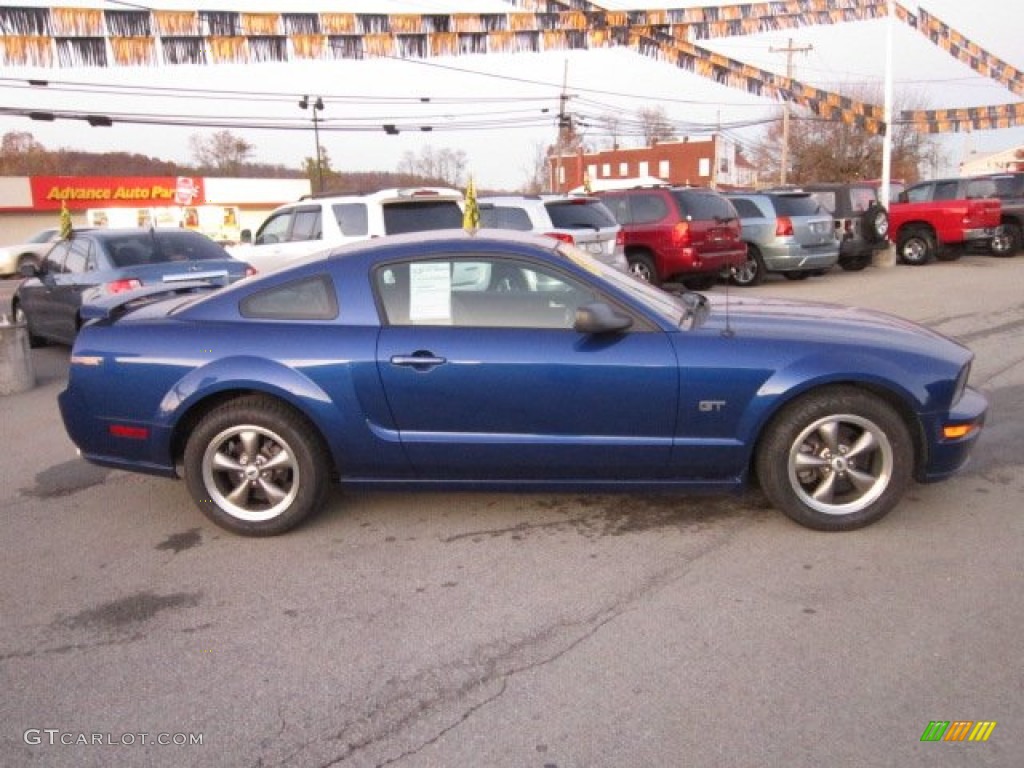 2005 Mustang GT Premium Coupe - Sonic Blue Metallic / Dark Charcoal photo #6