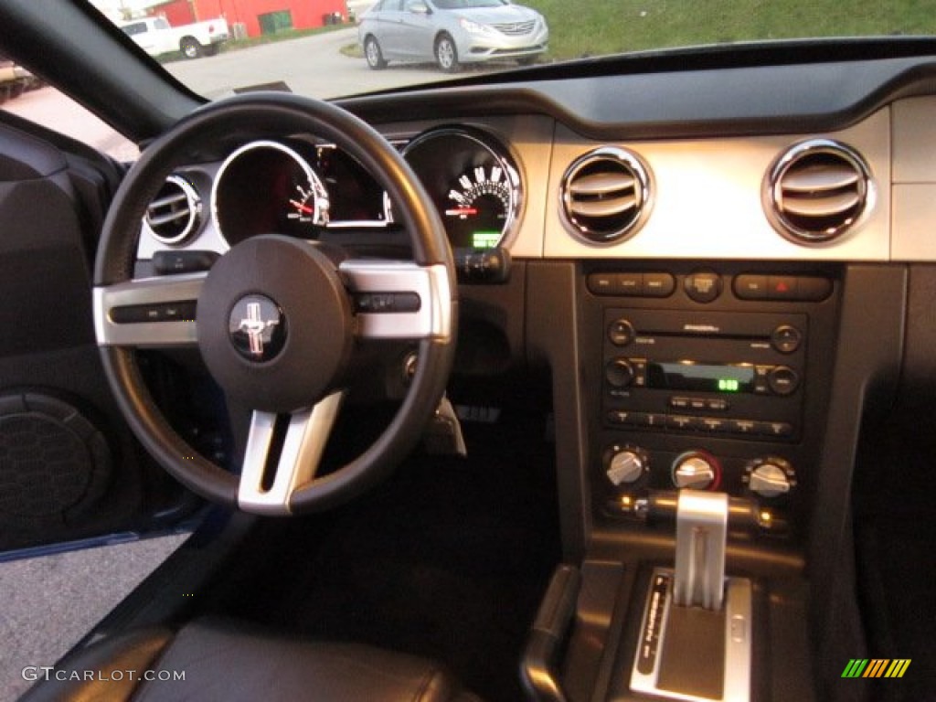 2005 Mustang GT Premium Coupe - Sonic Blue Metallic / Dark Charcoal photo #15