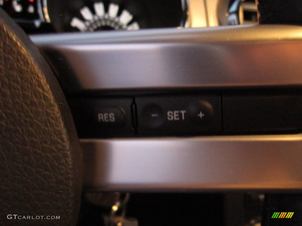 2005 Mustang GT Premium Coupe - Sonic Blue Metallic / Dark Charcoal photo #22