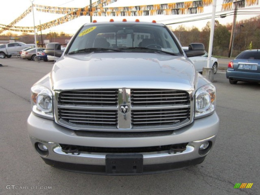 2008 Ram 3500 Big Horn Edition Quad Cab 4x4 Dually - Bright Silver Metallic / Medium Slate Gray photo #8