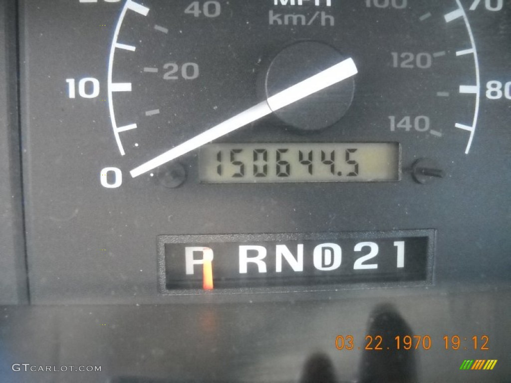 1997 F350 XLT Regular Cab - Colonial White / Opal Grey photo #22