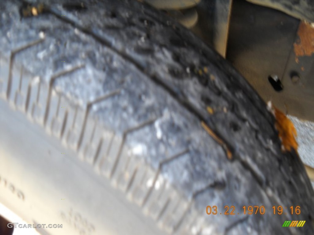 1997 F350 XLT Regular Cab - Colonial White / Opal Grey photo #35