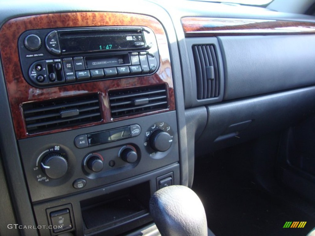 2003 Grand Cherokee Overland 4x4 - Graphite Metallic / Dark Slate Gray/Light Slate Gray photo #21