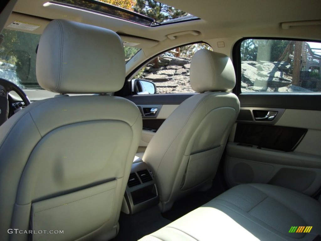 Champagne/Truffle Interior 2009 Jaguar XF Supercharged Photo #56010976