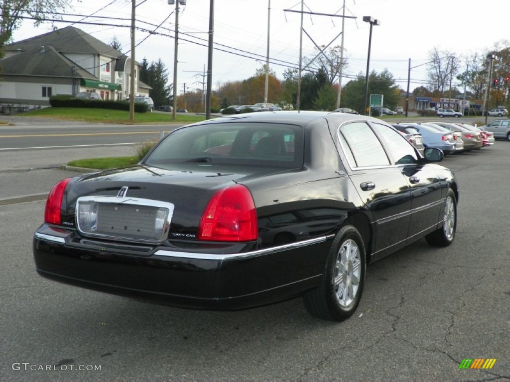Black 2010 Lincoln Town Car Signature Limited Exterior Photo #56011156