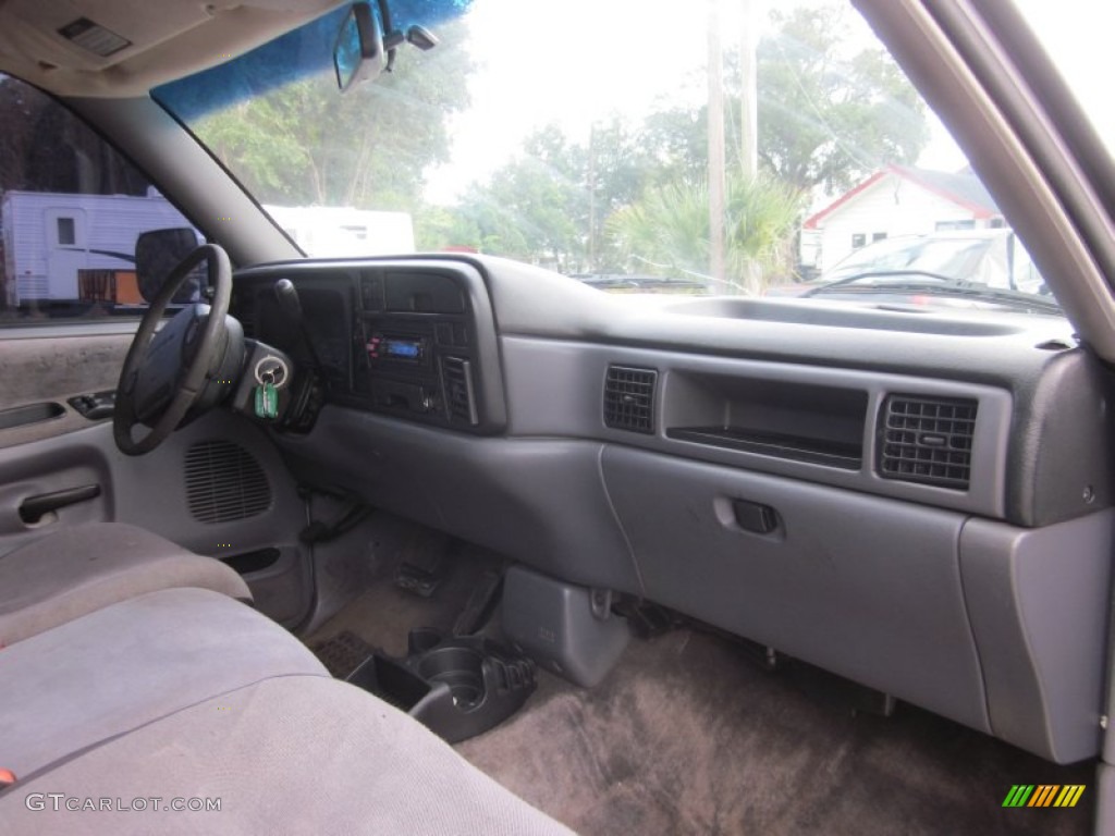 1997 Ram 3500 Laramie Regular Cab 4x4 Dually - Bright White / Gray photo #24