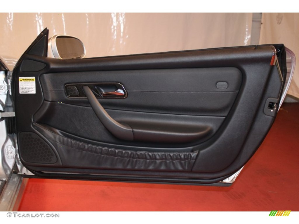 2004 Mercedes-Benz SLK 32 AMG Roadster Door Panel Photos