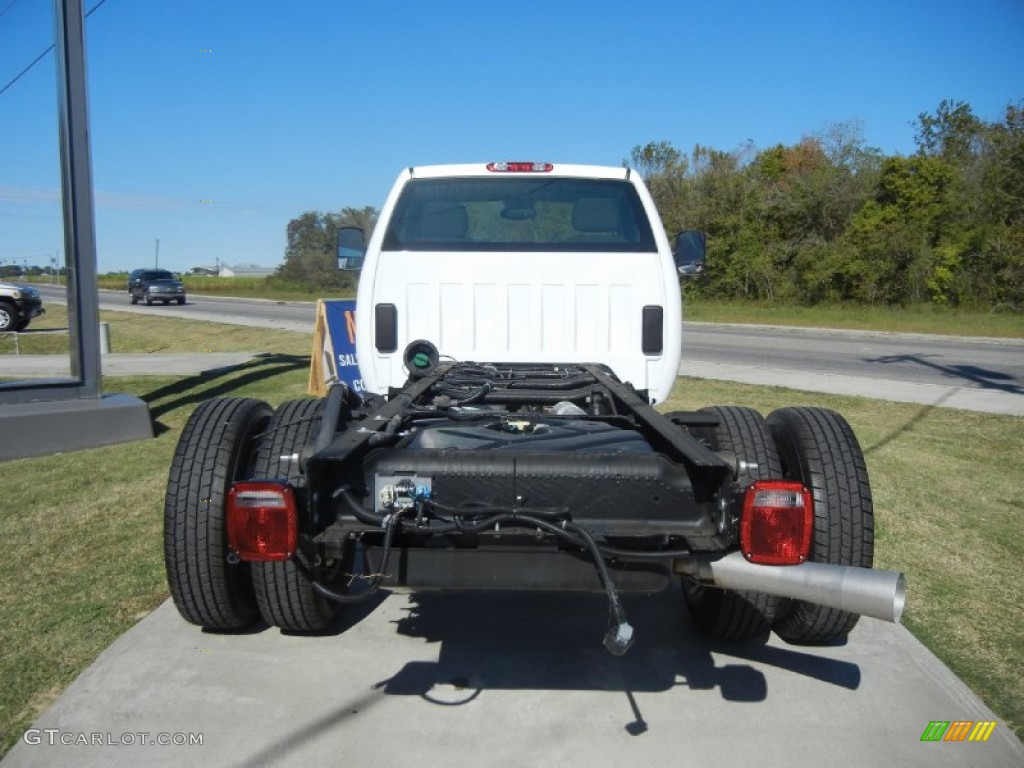 Summit White 2011 GMC Sierra 3500HD SLE Regular Cab Chassis Exterior Photo #56017910