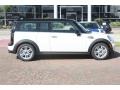 Pepper White - Cooper S Clubman Photo No. 3