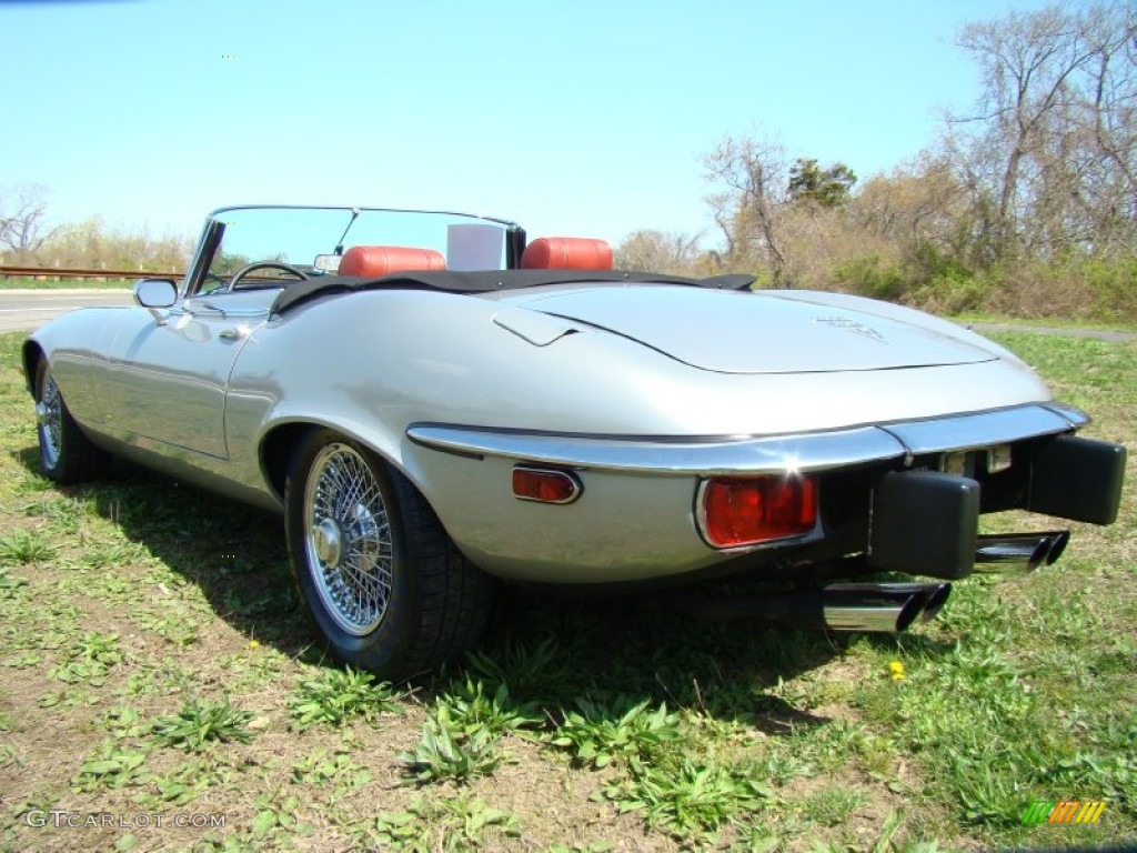 Silver Grey Metallic 1974 Jaguar XKE Series III Roadster Exterior Photo #56019608