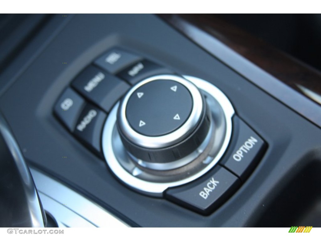 2012 BMW X5 xDrive35d Controls Photo #56019797