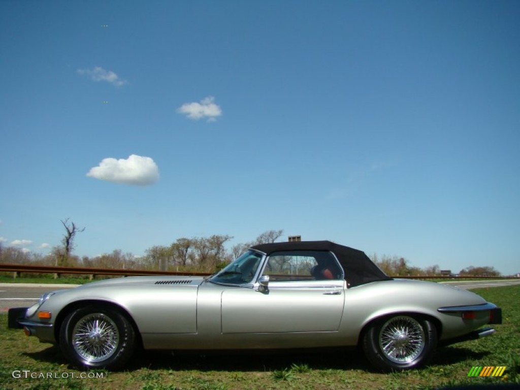 Silver Grey Metallic 1974 Jaguar XKE Series III Roadster Exterior Photo #56019932