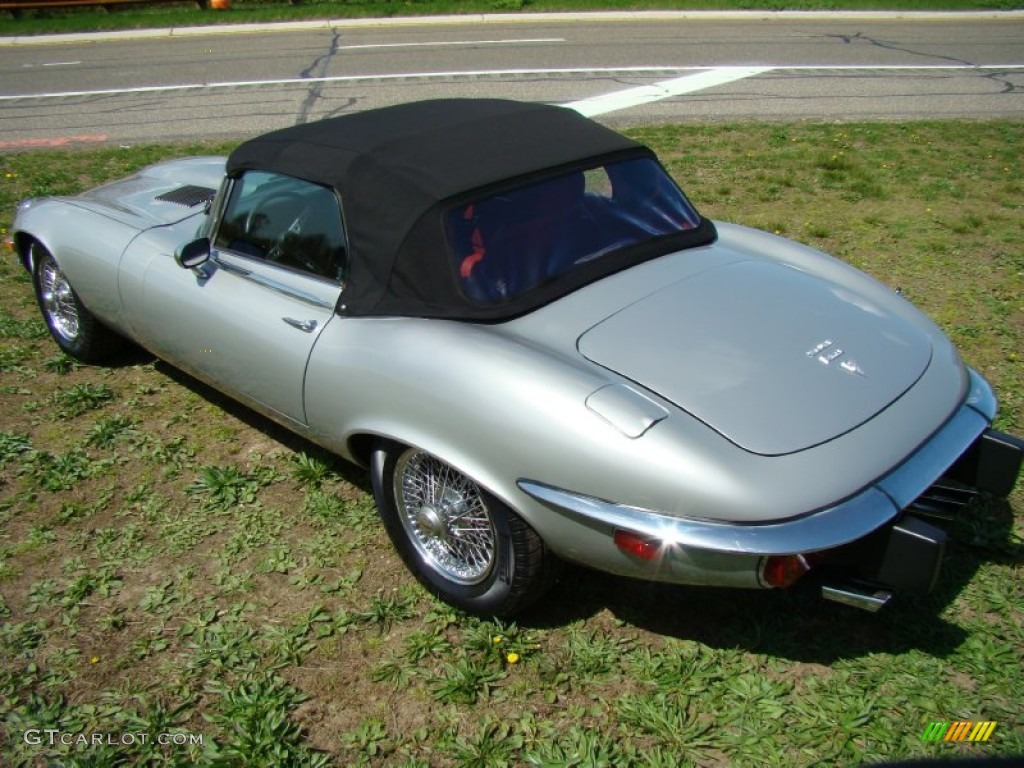 Silver Grey Metallic 1974 Jaguar XKE Series III Roadster Exterior Photo #56019941