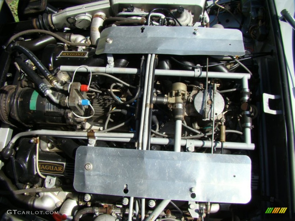 1974 Jaguar XKE Series III Roadster 5.3 Liter SOHC 24-Valve V12 Engine Photo #56020103