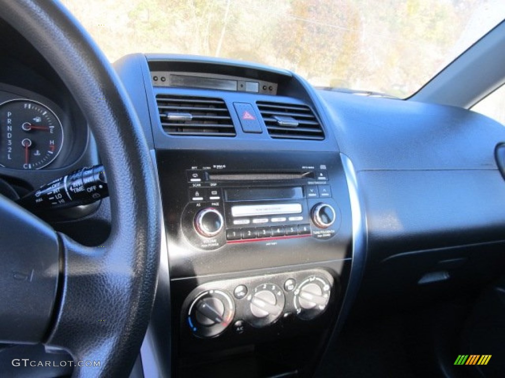 2007 SX4 AWD - Silky Silver Metallic / Black photo #8