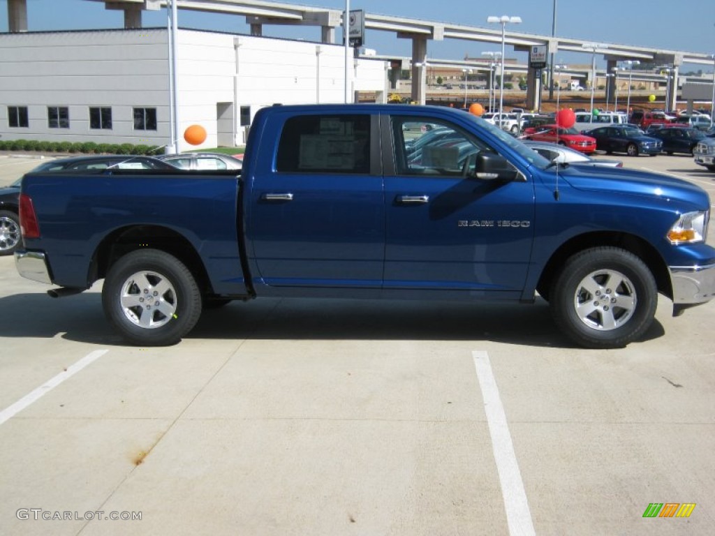 2011 Ram 1500 SLT Crew Cab 4x4 - Deep Water Blue Pearl / Dark Slate Gray/Medium Graystone photo #6