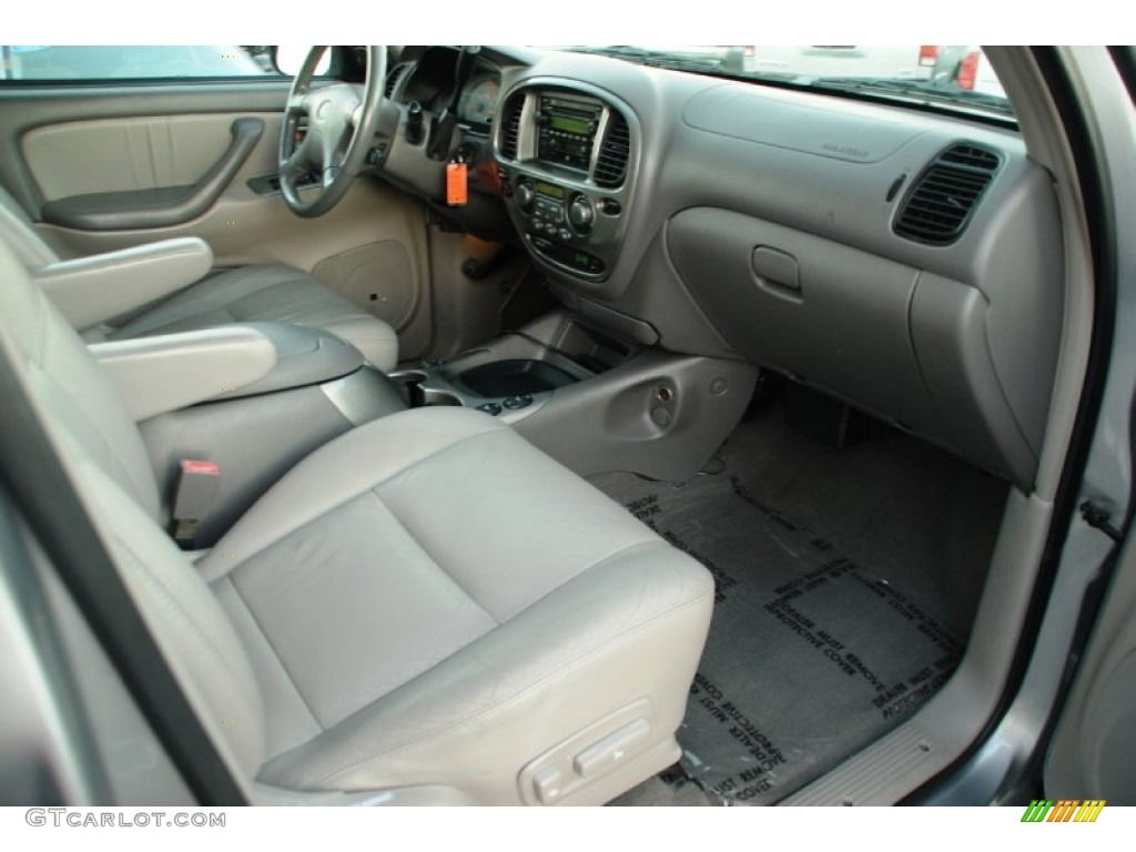 2001 Sequoia Limited - Silver Sky Metallic / Charcoal photo #18