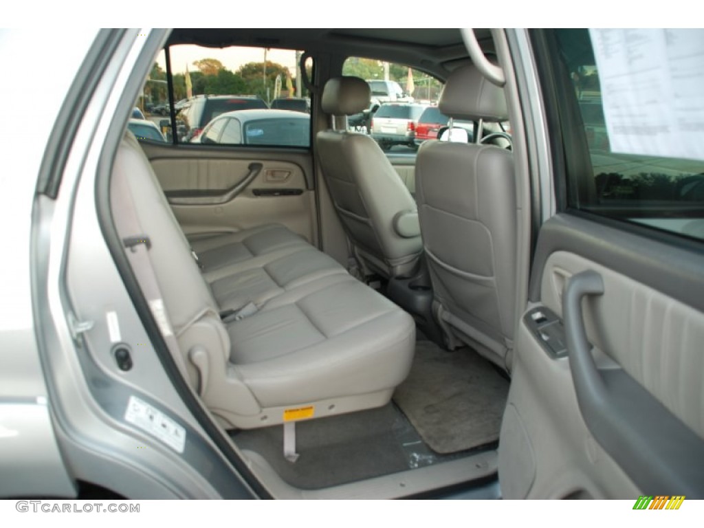 2001 Sequoia Limited - Silver Sky Metallic / Charcoal photo #25