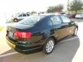 Black - Jetta SE Sedan Photo No. 7